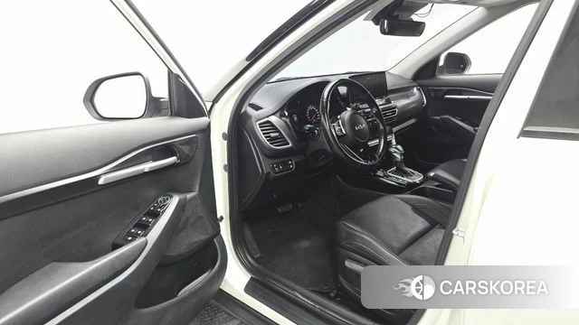 Kia Seltos id 4793453 из Кореи 20