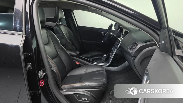 Volvo V40 Cross-Country id 3924645 из Кореи 20