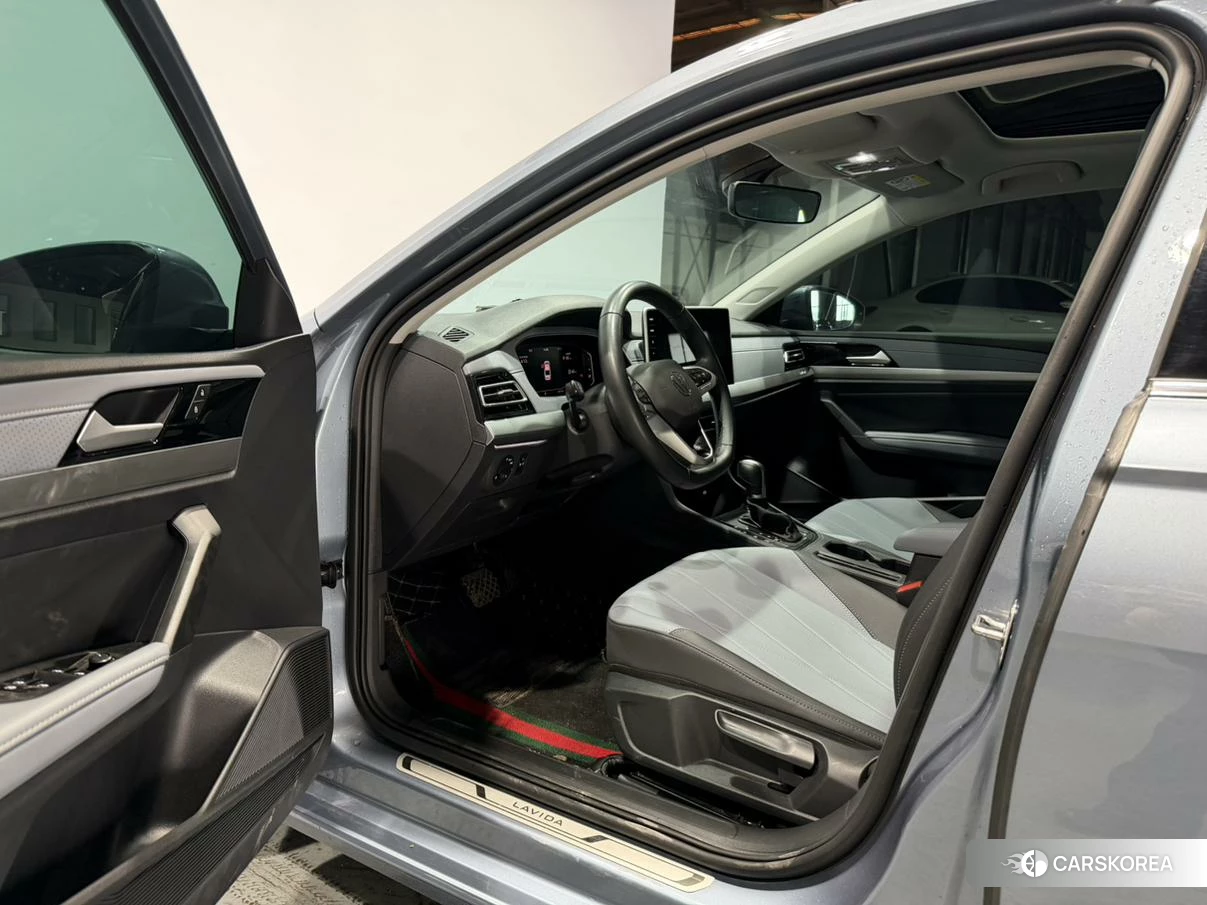 Volkswagen Lavida id 4468056 из Китая 14