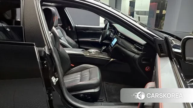 Maserati Quattroporte id 3546798 из Кореи 20