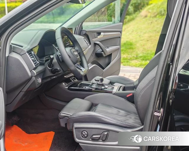 Audi Q5L id 4272745 из Китая 21