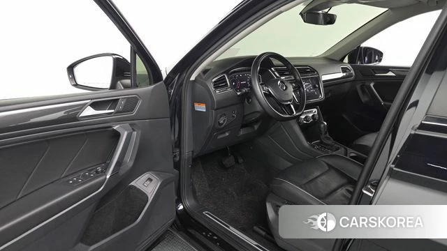 Volkswagen Tiguan Allspace id 4384072 из Кореи 34