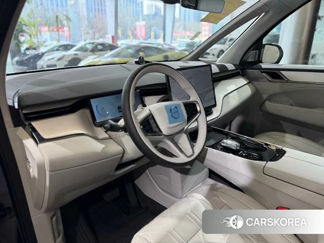 Volvo EM90 id 4198958 из Китая 24