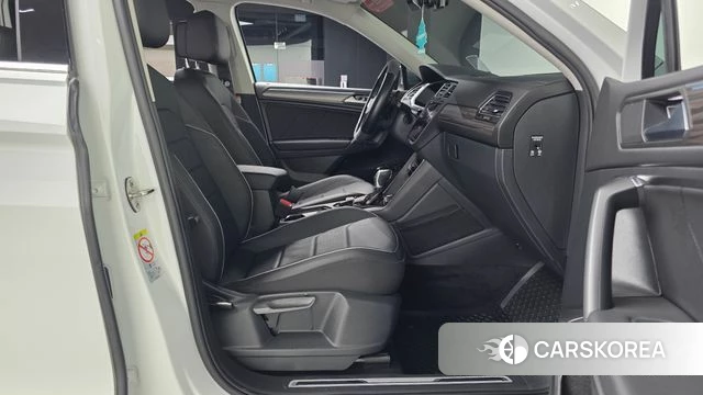 Volkswagen Tiguan Allspace id 4779090 из Кореи 34