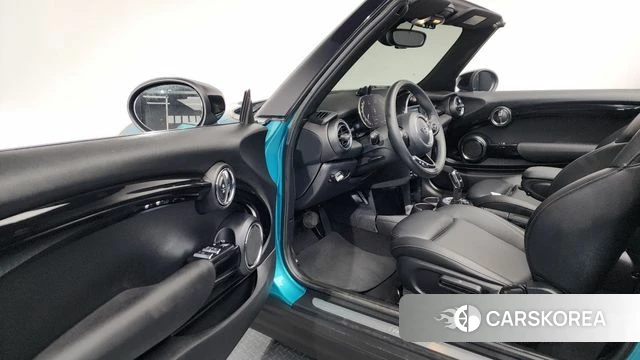 Mini Cooper Convertible id 4268484 из Кореи 32