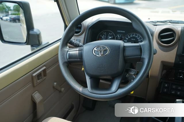 Toyota Land Cruiser 70 Series id 4314818 из Китая 25