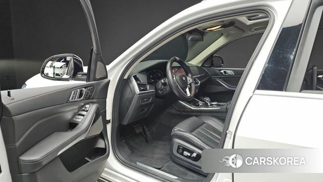 BMW X7 (G07) id 4573775 из Кореи 36