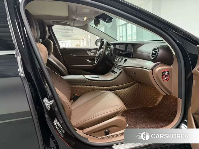 Mercedes-Benz E-class id 4353066 из Китая 21