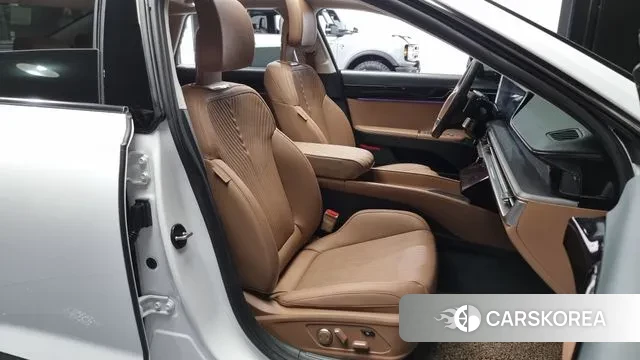 Hyundai Grandeur (GN7) id 3353989 из Кореи 20