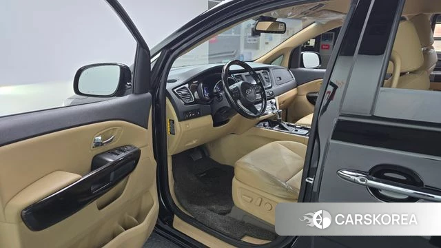 Kia The New Carnival id 4688955 из Кореи 20