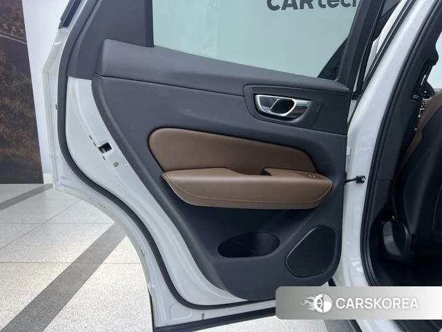 Volvo XC60 id 4209115 из Китая 31