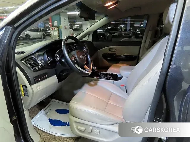 Kia The New Carnival id 3666647 из Кореи 20