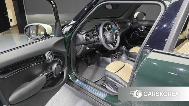 Mini Cooper id 4779326 из Кореи 32