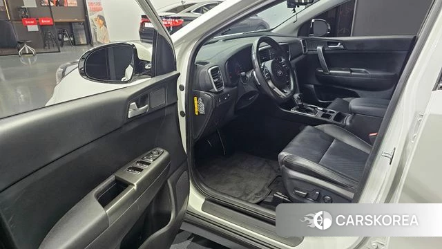 Kia Sportage The Bold id 4465316 из Кореи 33
