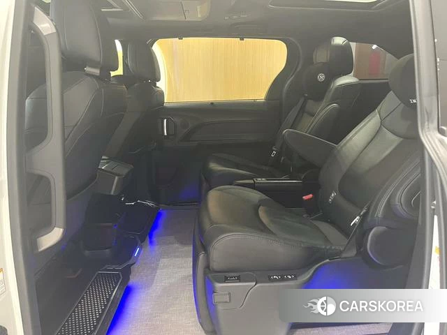 Toyota Saina id 4279021 из Китая 11
