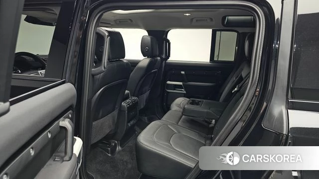 Land Rover Defender (L663) id 4308685 из Кореи 35