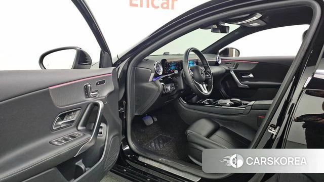 Mercedes-Benz A-Class W177 id 4774253 из Кореи 35