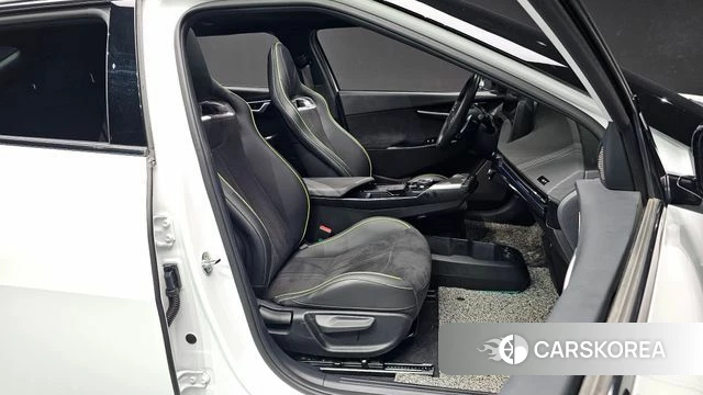 Kia EV6 id 3838752 из Кореи 20