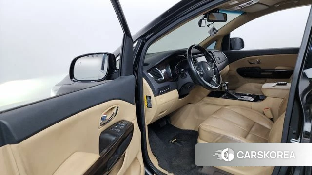 Kia The New Carnival id 4586909 из Кореи 36