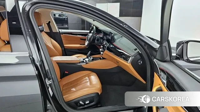 BMW 5 Series (G30) id 3101459 из Кореи 20