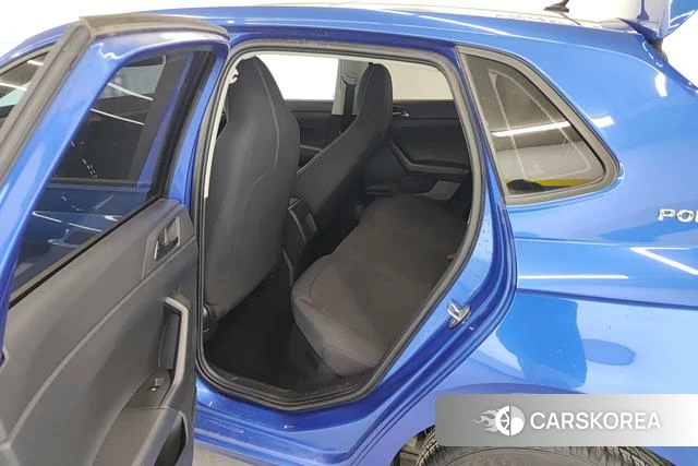 Volkswagen Polo id 3804378 из Китая 17