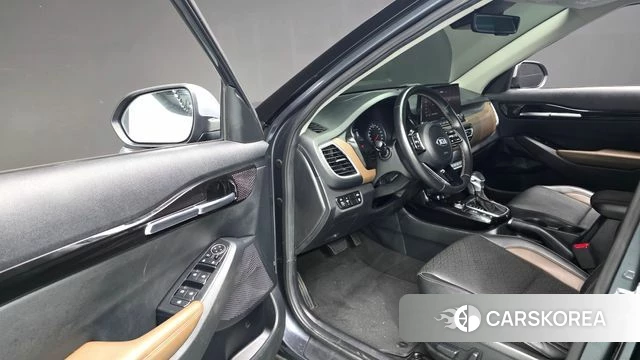 Kia Seltos id 4609566 из Кореи 31