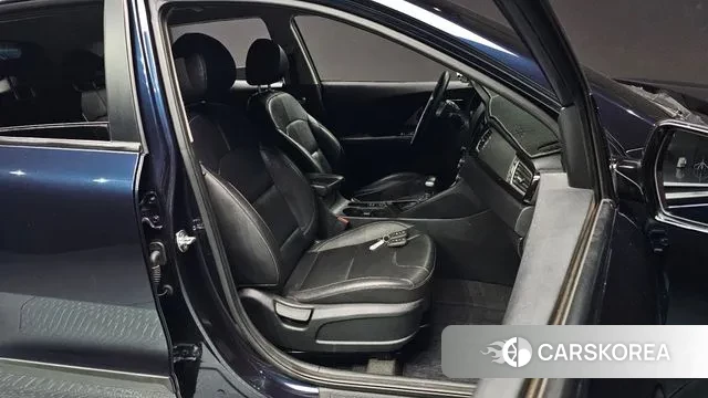 Kia Niro id 3357379 из Кореи 20