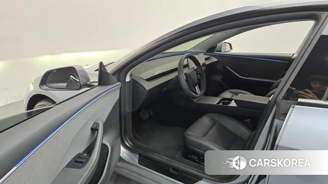Tesla Model 3 id 4853644 из Кореи 34