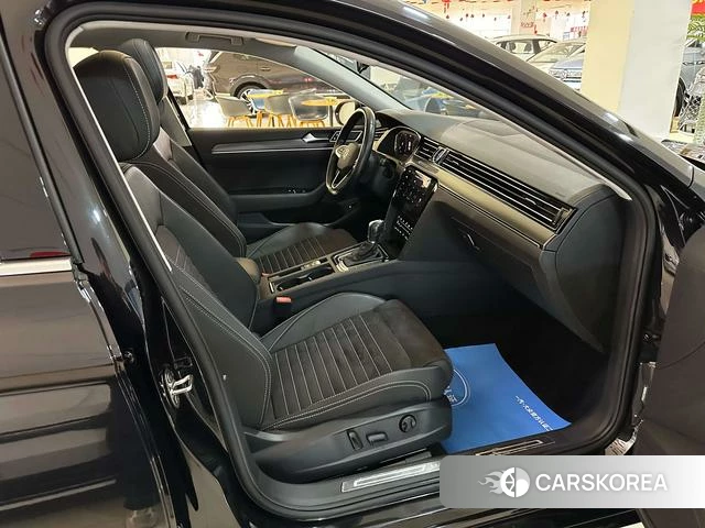 Volkswagen Magotan id 4271882 из Китая 34