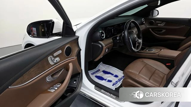 Mercedes-Benz E-Class W213 id 3866369 из Кореи 20