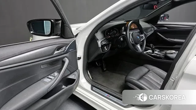 BMW 5 Series (G30) id 3752213 из Кореи 20