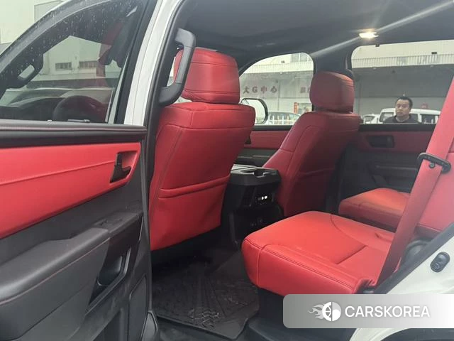 Toyota Sequoia id 4272156 из Китая 16