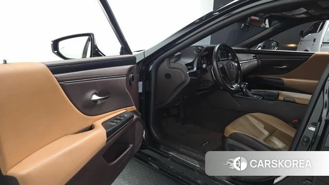 Lexus ES300h 7th generation id 4397656 из Кореи 20
