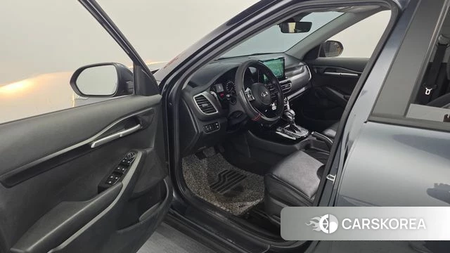 Kia Seltos id 4294033 из Кореи 20