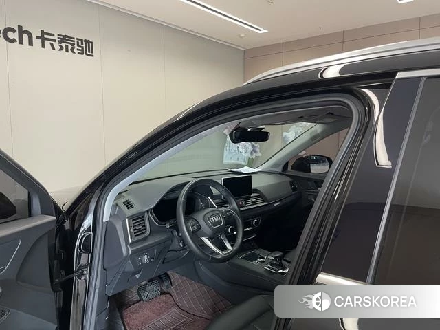Audi Q5L id 4212464 из Китая 26