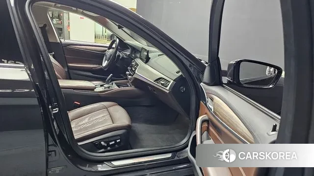 BMW 5 Series (G30) id 3736736 из Кореи 20