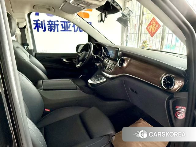 Mercedes-Benz V-class id 4271278 из Китая 26