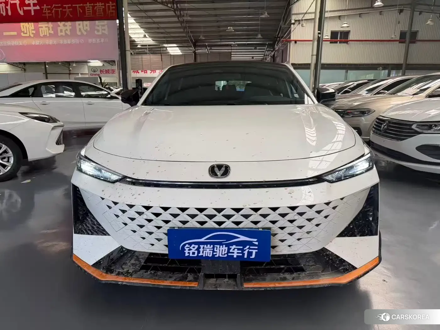 Chang'an UNI-V id 4600463 из Китая 13