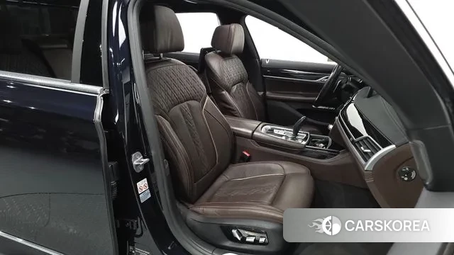 BMW 7 Series (G11) id 3220949 из Кореи 20