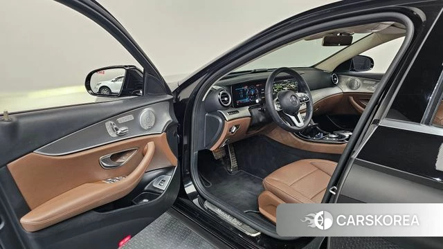 Mercedes-Benz E-Class W213 id 4836865 из Кореи 37