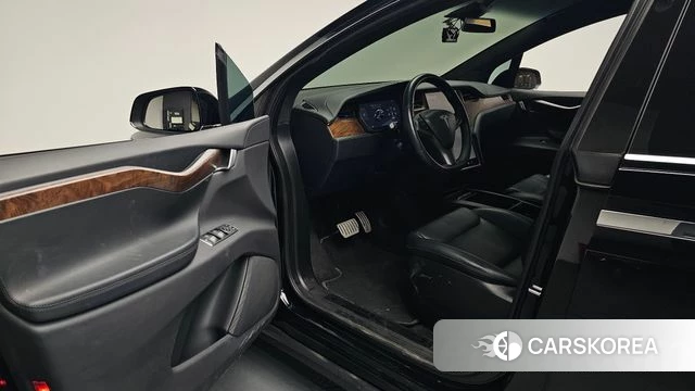 Tesla Model X id 4542820 из Кореи 33
