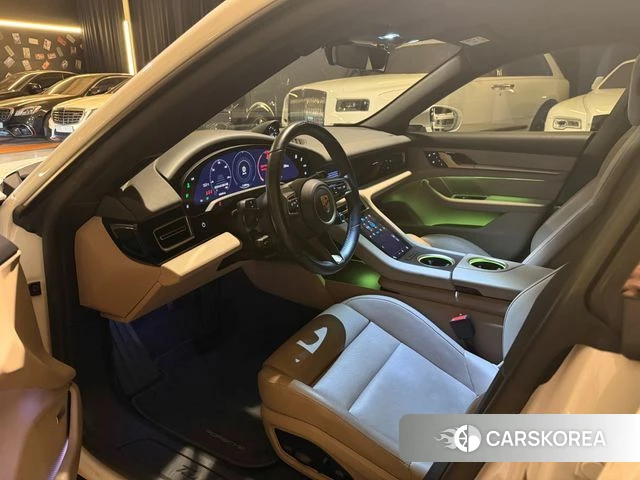 Porsche Taycan id 3805735 из Кореи 18