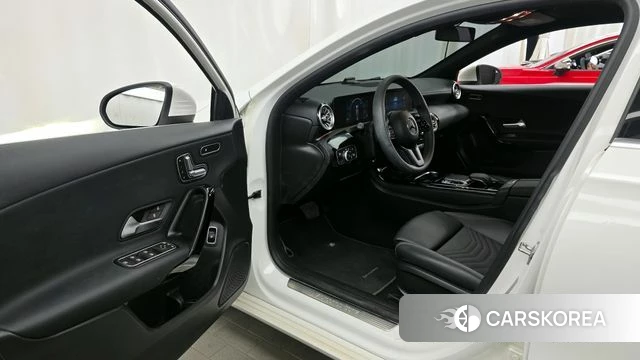 Mercedes-Benz A-Class W177 id 4187773 из Кореи 20