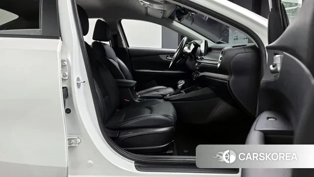 Kia Come New K3 id 3671789 из Кореи 20