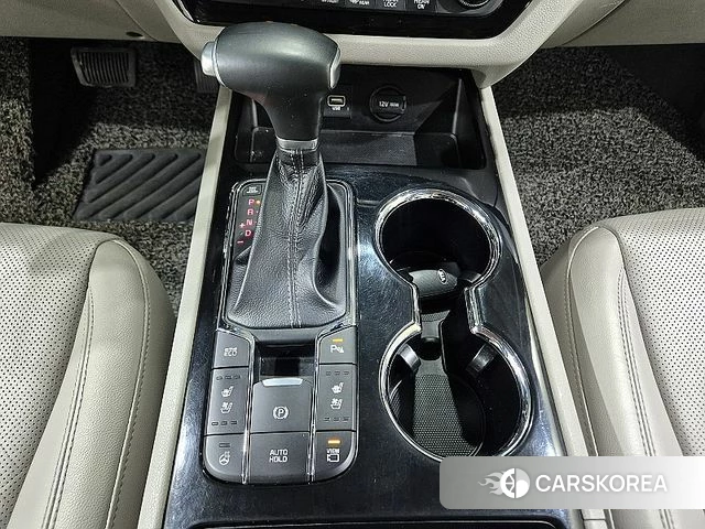 Kia The New Carnival id 4496865 из Кореи 20