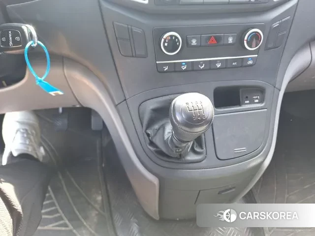 Hyundai The New Grand Starex id 2966720 из Кореи 15