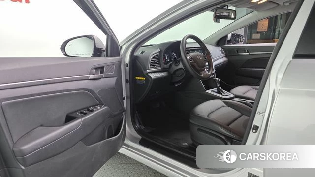Hyundai Avante AD id 4900815 из Кореи 30