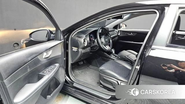 Kia Come New K3 id 4397326 из Кореи 30