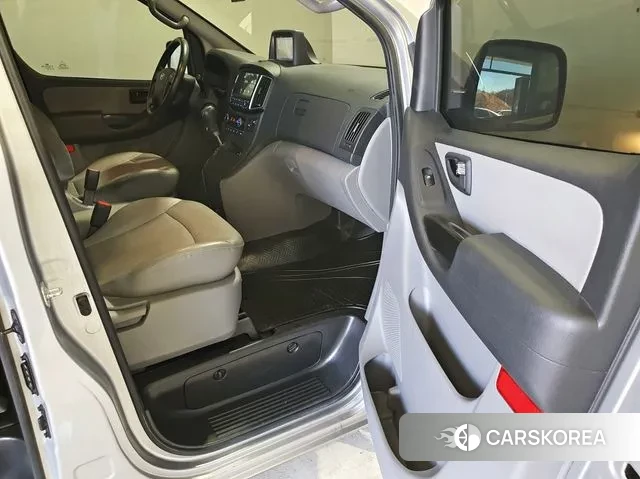 Hyundai The New Grand Starex id 2940664 из Кореи 20