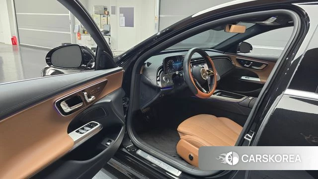 Mercedes-Benz E-Class W214 id 3952498 из Кореи 20